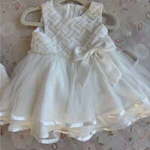 Elegant White Baby Dress with Bow